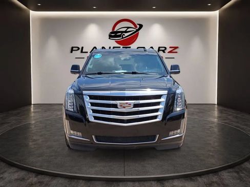 Used 2020 Cadillac Escalade ESV Luxury RWD image 8