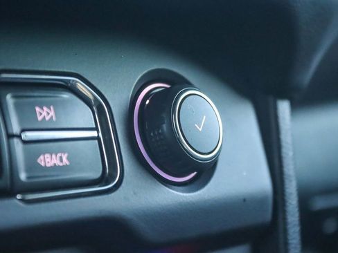 Certified 2022 Chevrolet Suburban LS image 31