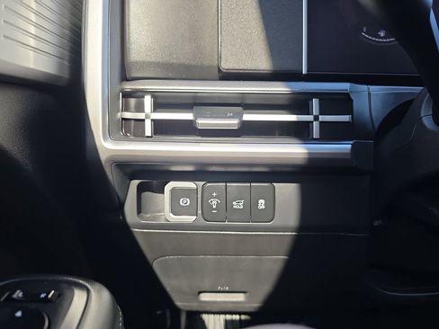 Used 2024 Hyundai Santa Fe SEL image 27