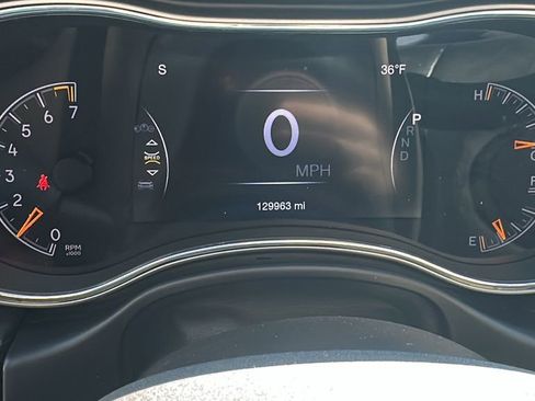 Used 2018 Jeep Grand Cherokee Limited image 18