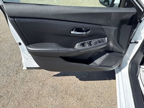 Used 2020 Nissan Sentra SV FWD image 10