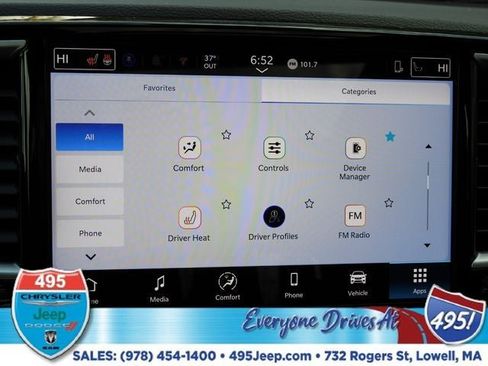 New 2026 Chrysler Pacifica Select image 24