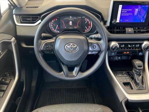 Certified 2025 Toyota RAV4 XLE AWD/4WD image 15