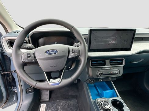 New 2026 Ford Maverick XLT w/ XLT Luxury Package FWD image 7