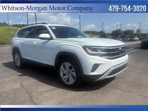 Used 2023 Volkswagen Atlas SE w/ Panoramic Sunroof Package FWD image 4