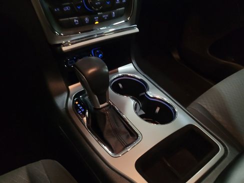 Used 2020 Jeep Grand Cherokee Laredo image 26