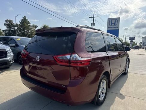 Used 2020 Toyota Sienna LE FWD image 7