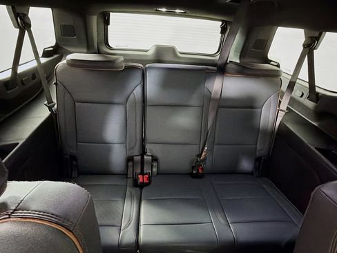 Used 2025 GMC Yukon XL AT4 w/ Premium Trailering Package AWD/4WD image 24