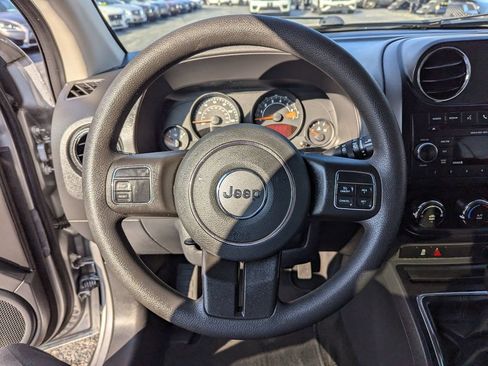 Used 2017 Jeep Compass Sport w/ Power Value Group AWD/4WD image 13