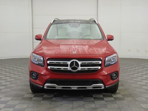 Certified 2022 Mercedes-Benz GLB 250 4MATIC image 2