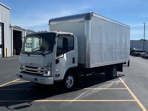 New 2024 Chevrolet Low Cab Forward 5500XG RWD image 3