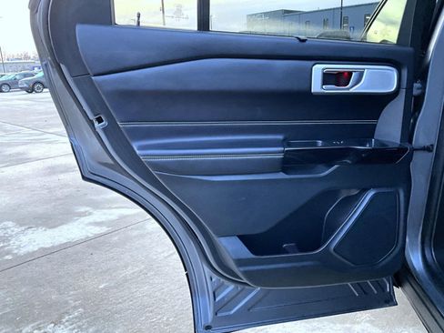 Used 2021 Ford Explorer ST w/ Equipment Group 401A image 18