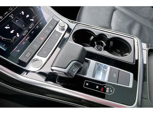 Used 2025 Audi Q7 Premium Plus image 16