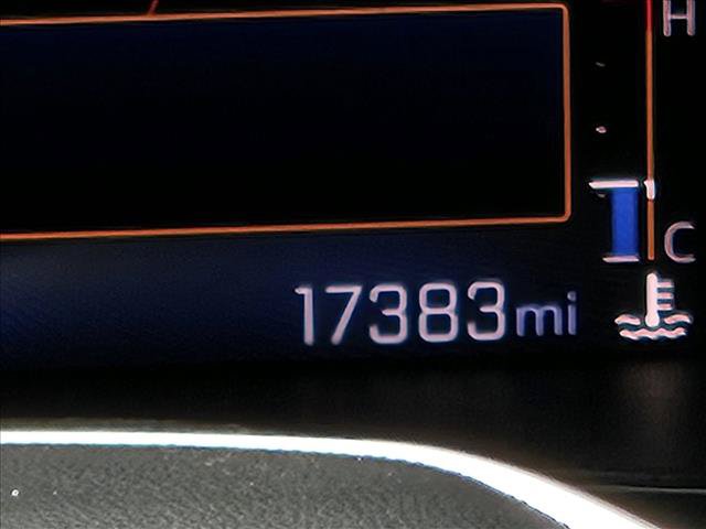 Used 2023 Chevrolet Colorado LT AWD/4WD image 19