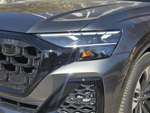 New 2026 Audi Q8 Premium Plus image 9