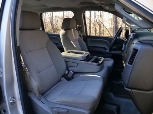 Used 2015 Chevrolet Silverado 2500 W/T image 27