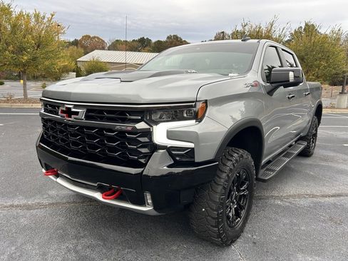 Used 2023 Chevrolet Silverado 1500 ZR2 w/ Technology Package image 67