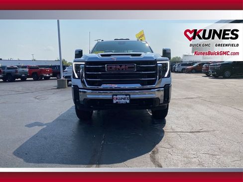 New 2025 GMC Sierra 3500 SLT w/ SLT Premium Package image 14