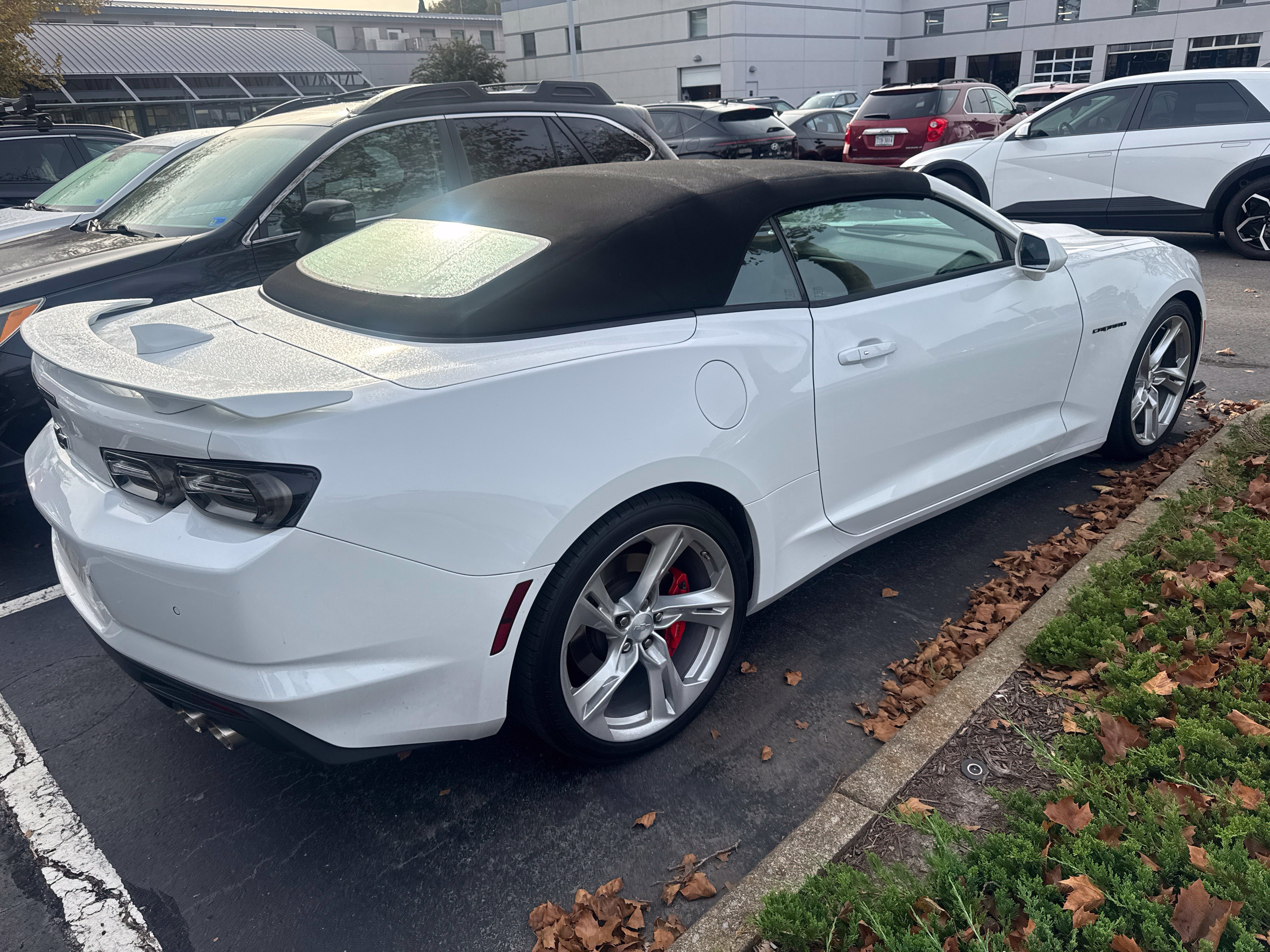 Used 2020 Chevrolet Camaro SS RWD image 10