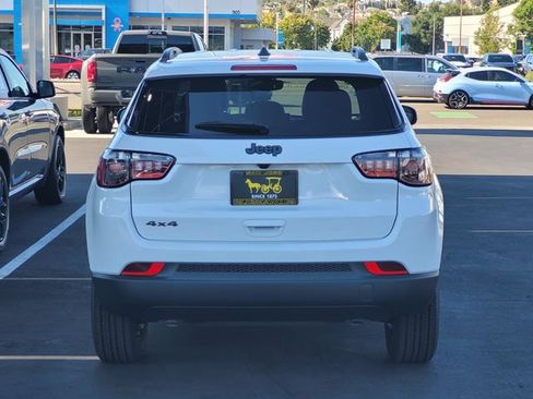 New 2026 Jeep Compass Latitude AWD/4WD image 5