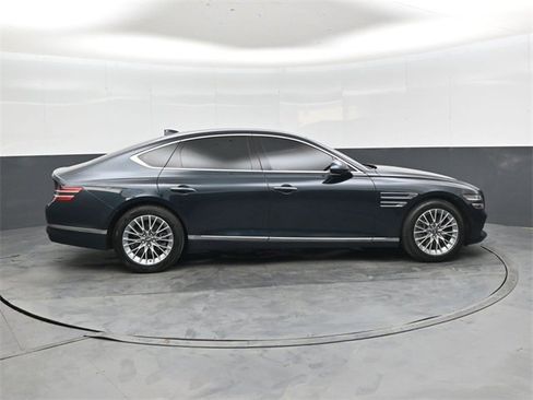 Used 2024 Genesis G80 2.5T image 2