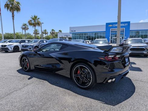 Used 2022 Chevrolet Corvette Stingray Coupe w/ Z51 Performance Package RWD image 5
