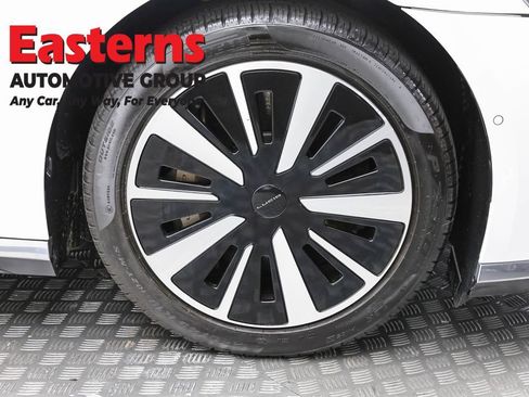 Used 2024 Lucid Air Pure RWD image 28
