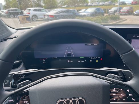 New 2026 Audi Q3 quattro 2.0T AWD/4WD image 10