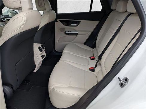 New 2026 Mercedes-Benz GLC 300 4MATIC image 17