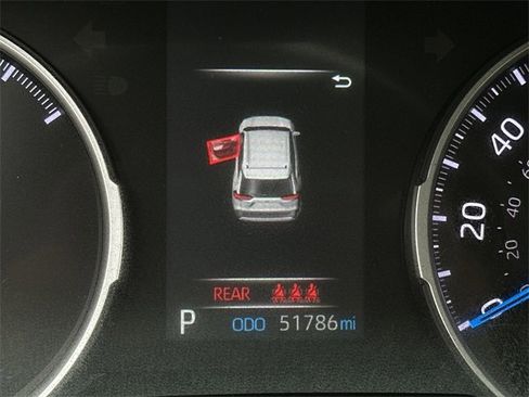 Certified 2021 Toyota RAV4 LE image 26