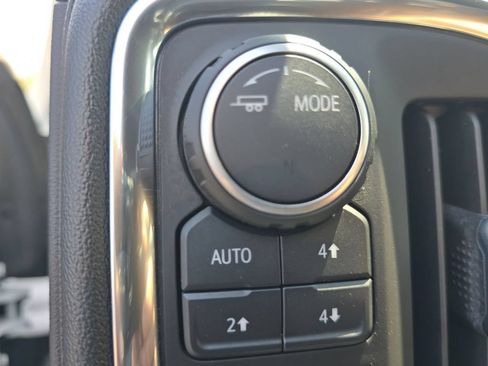 Used 2023 Chevrolet Silverado 2500 LTZ AWD/4WD image 9