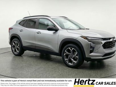 Used 2025 Chevrolet Trax LT w/ LT Convenience Package