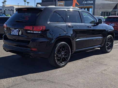 Used 2021 Jeep Grand Cherokee Limited X image 2
