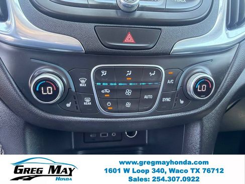 Used 2019 Chevrolet Equinox LT FWD image 18
