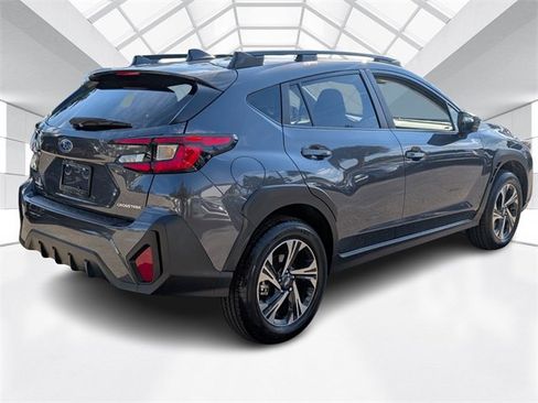 Used 2025 Subaru Crosstrek 2.0i Premium image 7