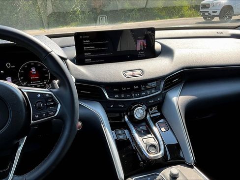 Used 2025 Acura TLX Technology Package image 9