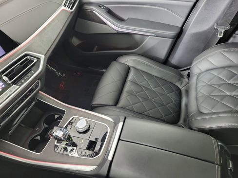 Certified 2023 BMW X5 M50i w/ Executive Package image 23