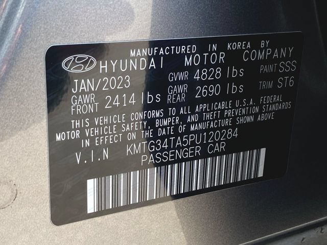 Used 2023 Genesis G70 2.0T w/ Sport Prestige Package AWD/4WD image 35