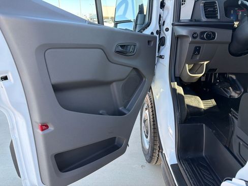 New 2026 Ford Transit 250 148 Medium Roof w/ Load Area Protection Package image 10