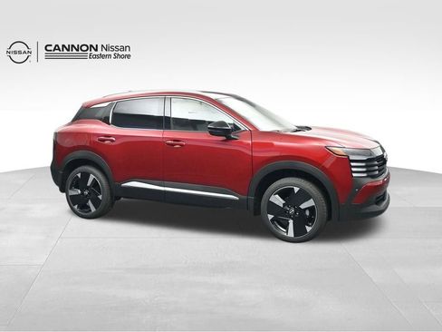 New 2026 Nissan Kicks SR FWD image 4