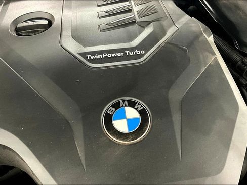 Used 2023 BMW 530i w/ Premium Package image 41