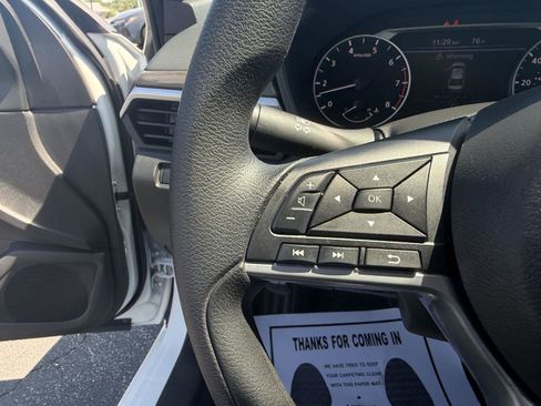 Used 2025 Nissan Altima 2.5 SV FWD image 20