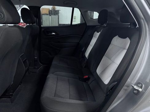 Used 2024 Chevrolet Trax LS w/ Driver Confidence Package FWD image 16