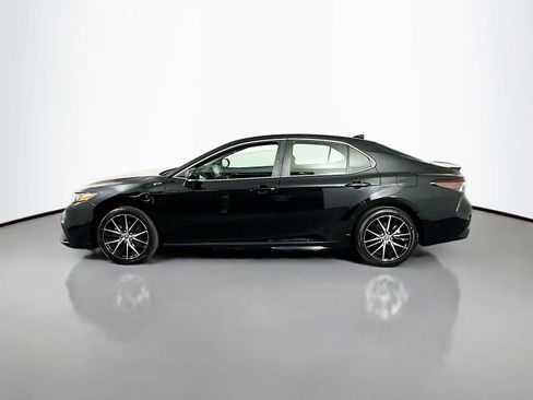 Certified 2024 Toyota Camry SE FWD image 4