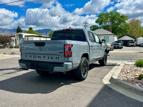 New 2026 Nissan Frontier SV AWD/4WD image 4