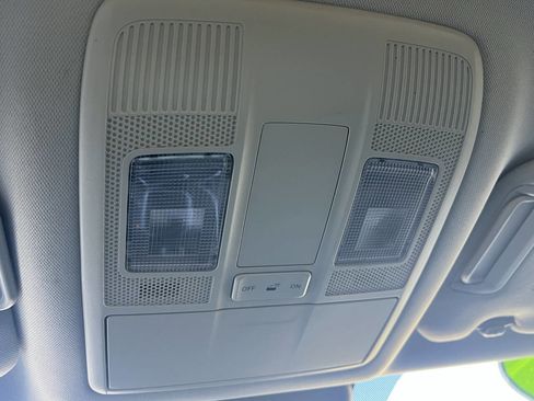 Used 2018 MAZDA CX-9 Touring image 39