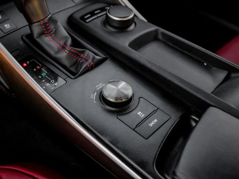 Used 2017 Lexus IS 200t F Sport image 29