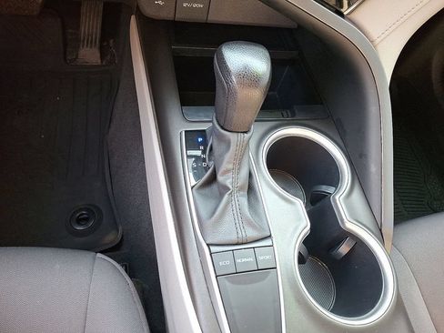 Used 2024 Toyota Camry LE FWD image 17