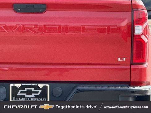 Used 2020 Chevrolet Silverado 1500 LT Trail Boss AWD/4WD image 8