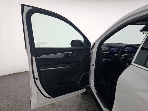 New 2026 Buick Enclave Preferred w/ Power Package image 18